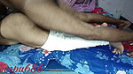 Chhoti bahan ne bhai ke saath bed share kiya
