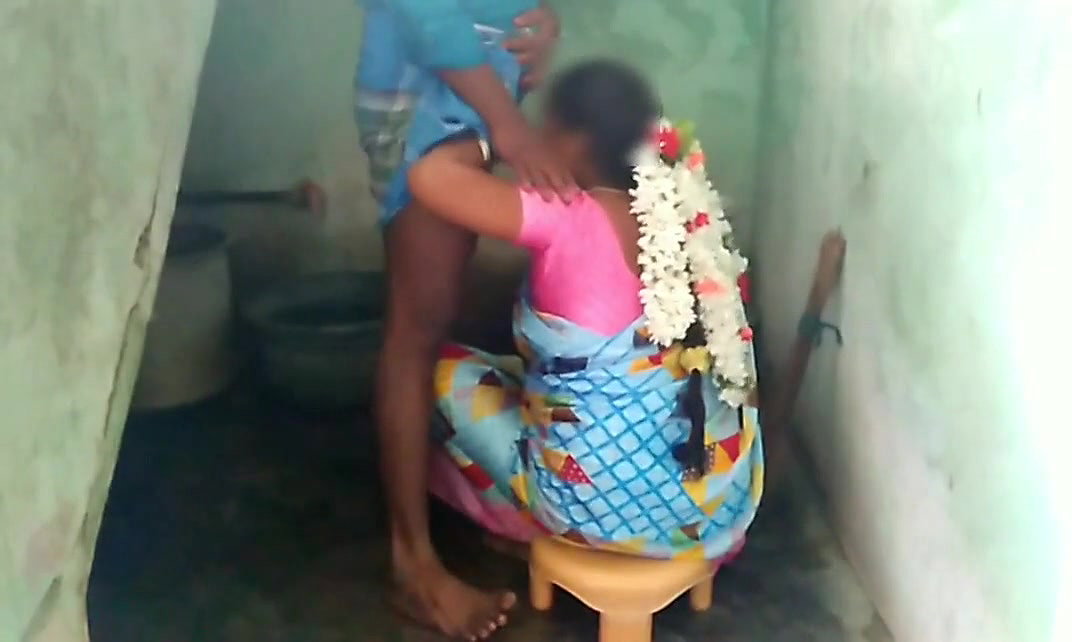 desi aunty blowjob husband coock