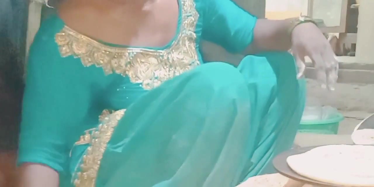 Indian Porn(1)