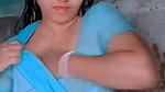 Desi village bhabi make her bath video