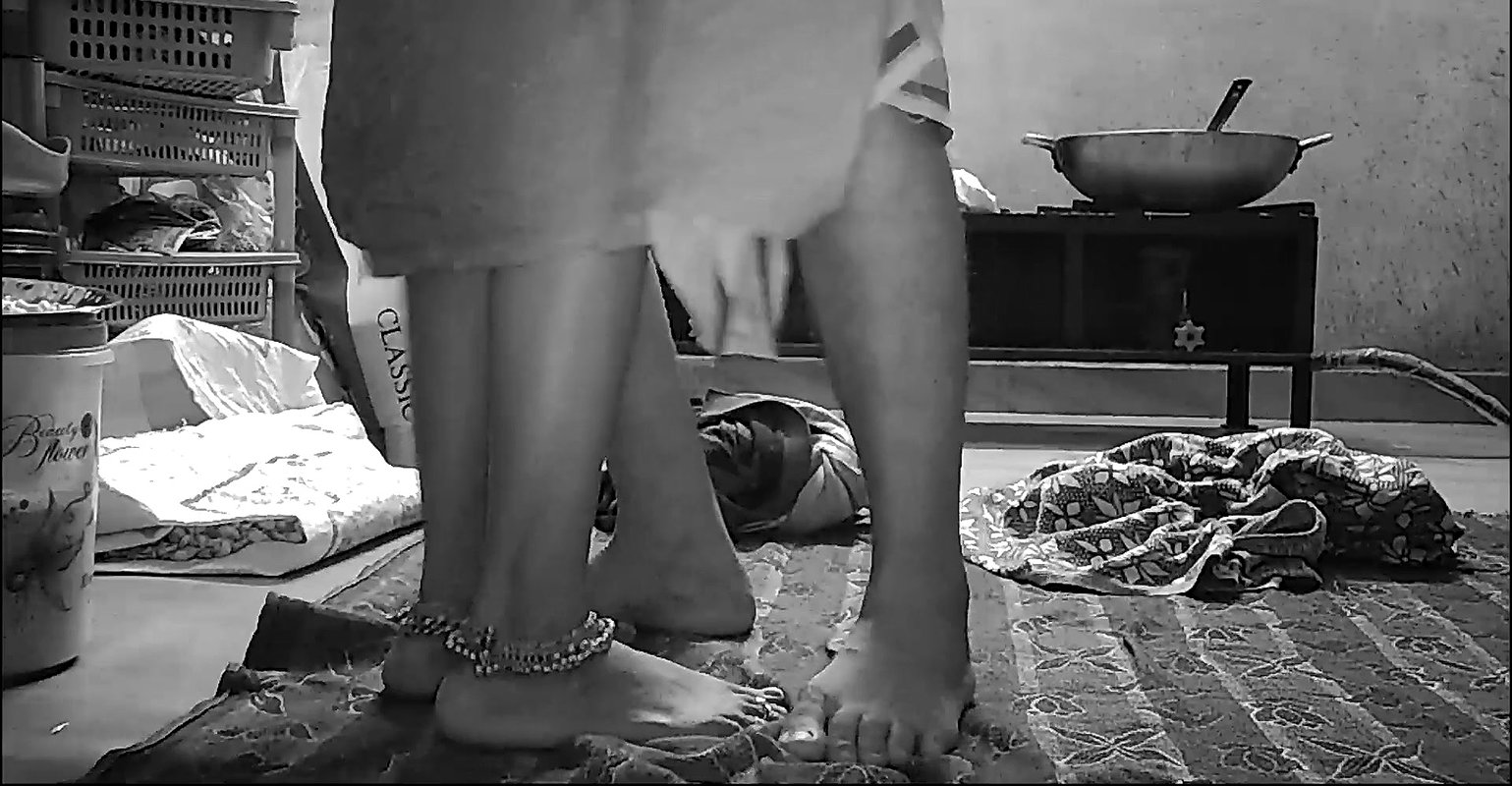 Indian house wife lips kissing ass