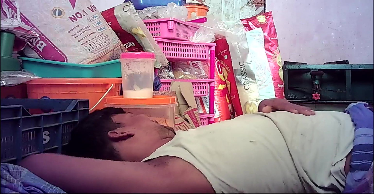 Indian wife hot kissing ass beauty
