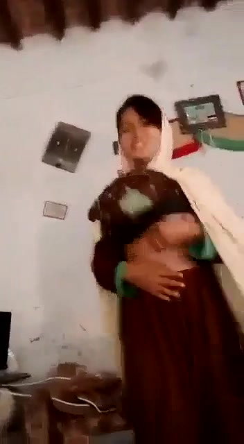 Beautiful Pathan Girl Showing Boobs