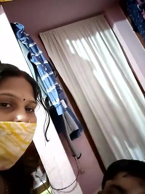 Big boobs village aunty fucking live show -8