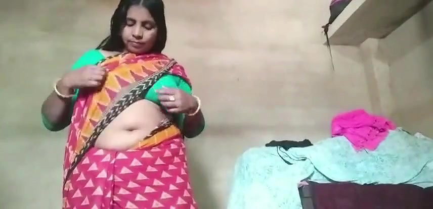 Indian hot girl Japani oil massage