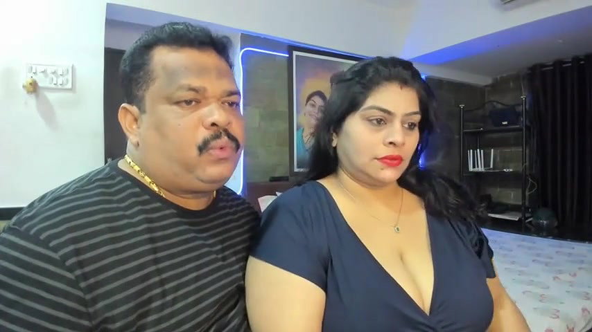Stripchat-Public Show-c-tarivishu23-2024 01 04 163743