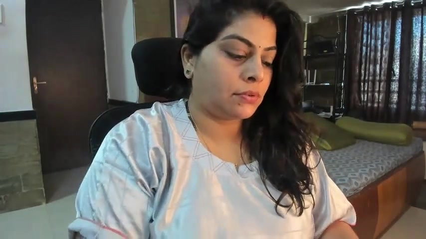 Stripchat-Public Show-c-tarivishu23-2024 01 14 050947
