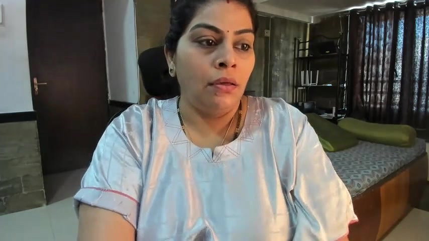 Stripchat-Public Show-c-tarivishu23-2024 01 14 050947