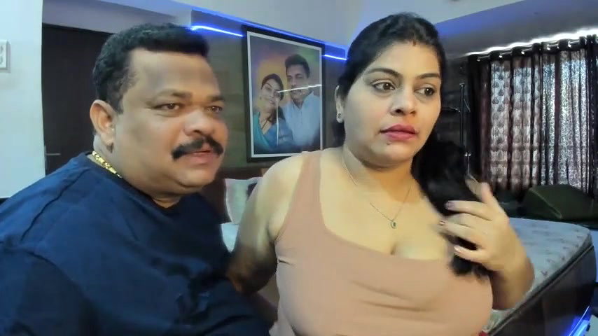 Stripchat-Public Show-c-tarivishu23-2024 01 20 045212
