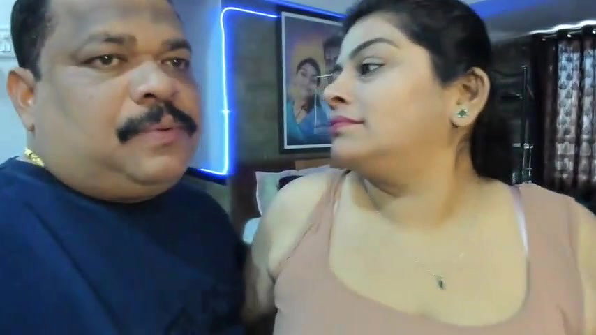 Stripchat-Public Show-c-tarivishu23-2024 01 20 045212