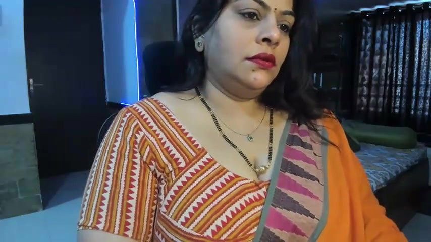 Stripchat-Public Show-c-tarivishu23-2024 02 05 022523