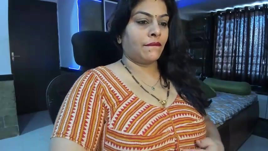 Stripchat-Public Show-c-tarivishu23-2024 02 05 042137