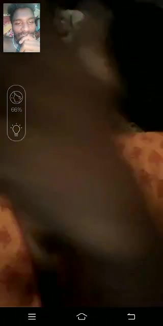 Cute Desi girl Shows Boobs On Vc