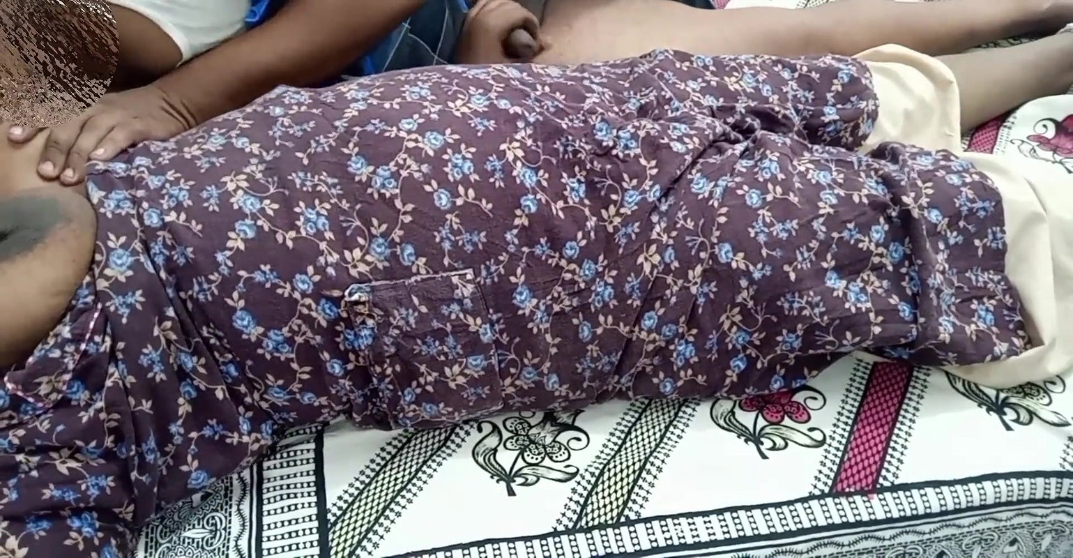 Tamil wife hard finger fucking pussy licking hot f