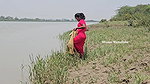 Amazing Village Lady Shore Fishing-d