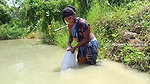 Amazing Village women net fishing-da