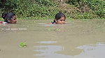 Amazing Village Women Fishing in Muddy Water    Bi