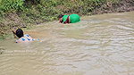 Amazing Village Women Fishing with bare Hand    Mo