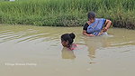 Amazing Village Women Net Fishing    Village Women