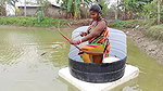Arrow Fishing by Village women   Mouni Fishing wit