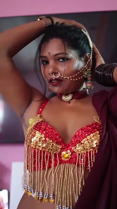 Chachi accidently sent nude pics to her bhatija, stepson ask her for fuck and she fucked by bhatija in HINDI Audio