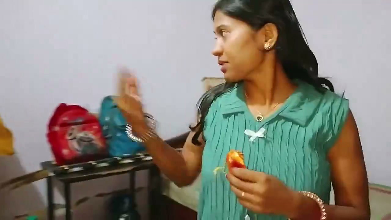 Chachi accidently sent nude pics to her bhatija, stepson ask her for fuck and she fucked by bhatija in HINDI Audio