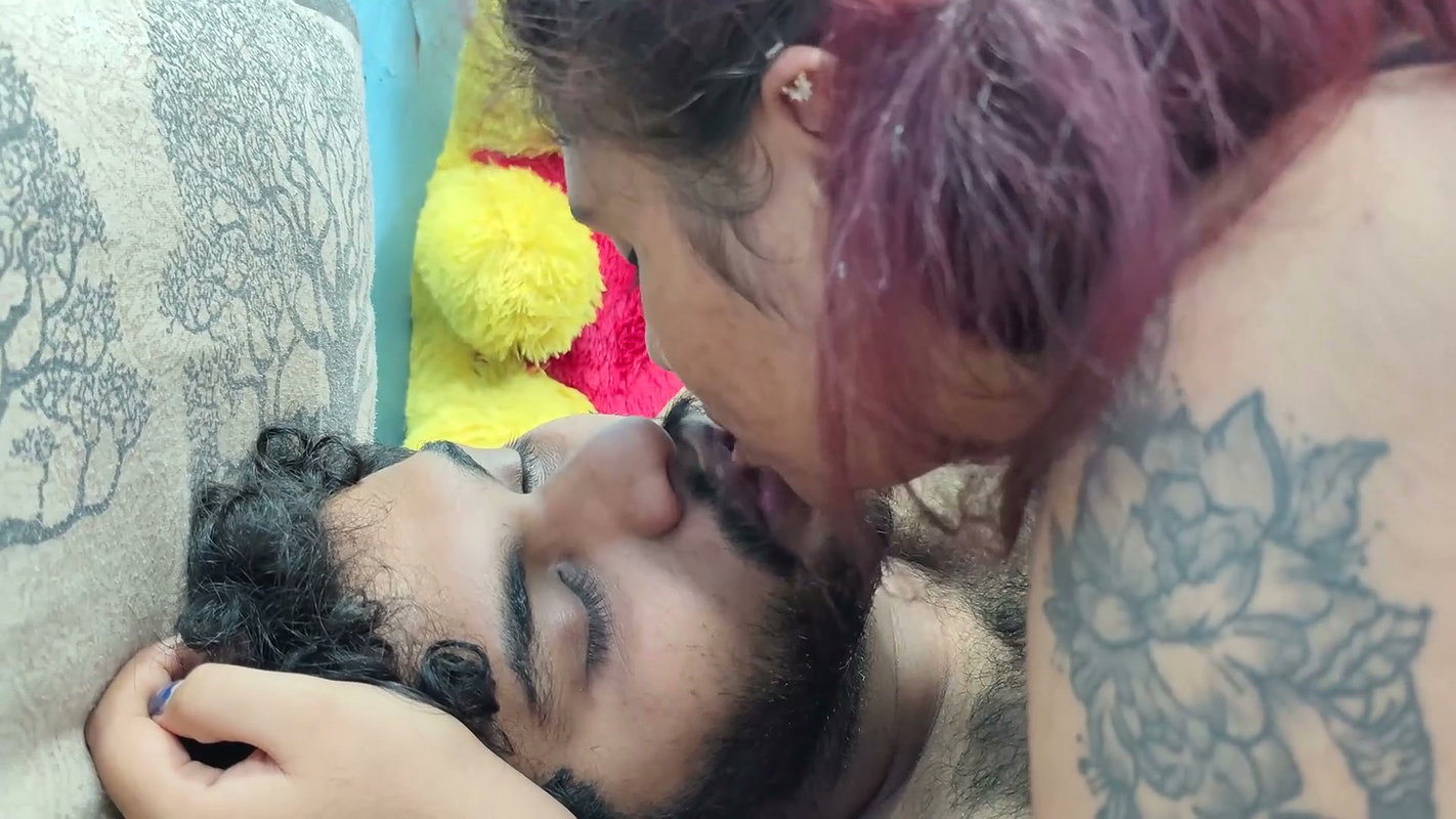 Girl play with penis she kisses boy lips then boy suck her boobs