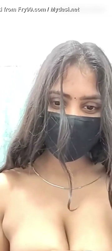 Girlfriend Shows And Presses Her Boobs On Video Call