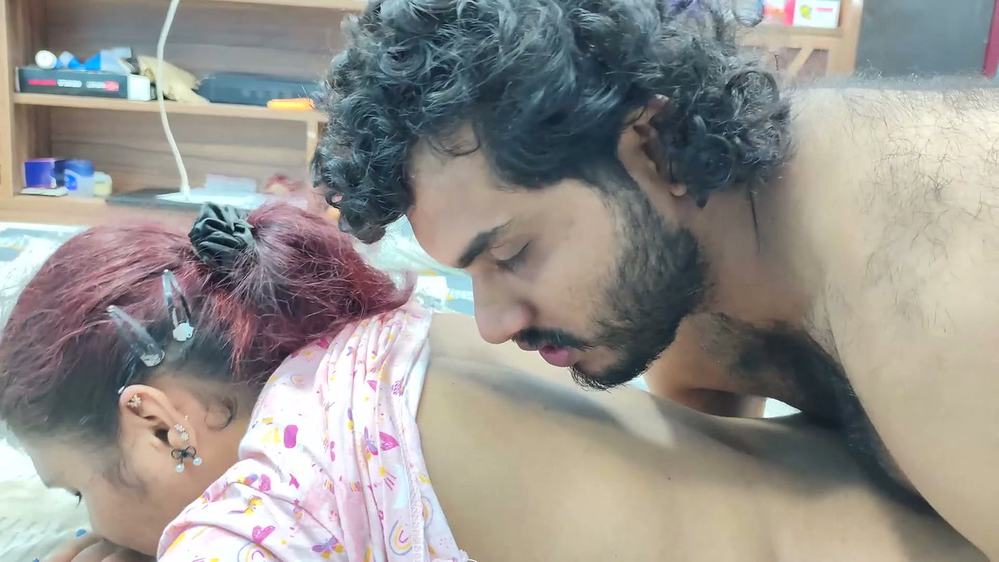 Hip kiss with hot romance