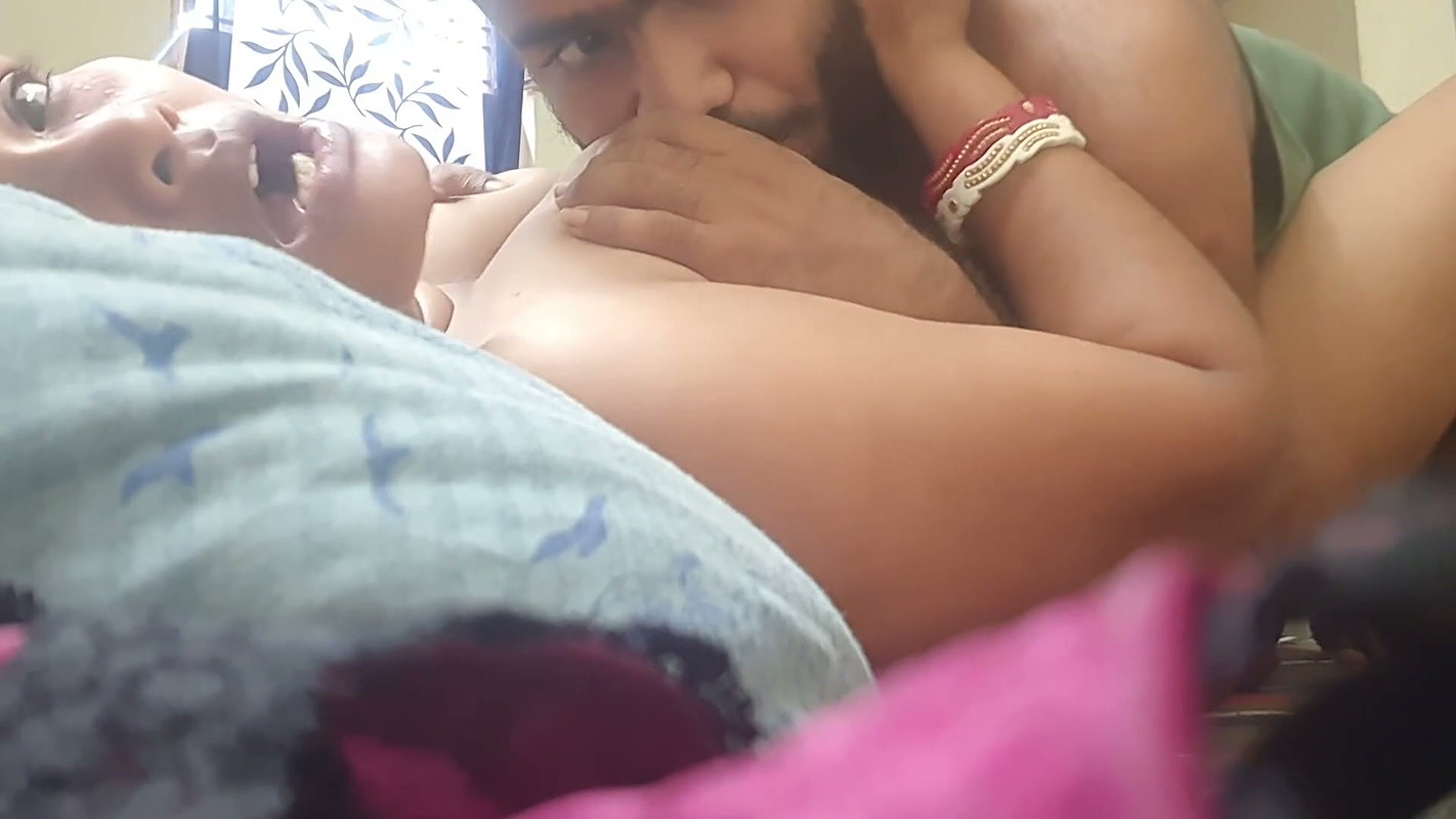 Hot Bhabi wants massage with her devar and devar fuck her and satisfied Bhabi, Full Hindi Viral Video
