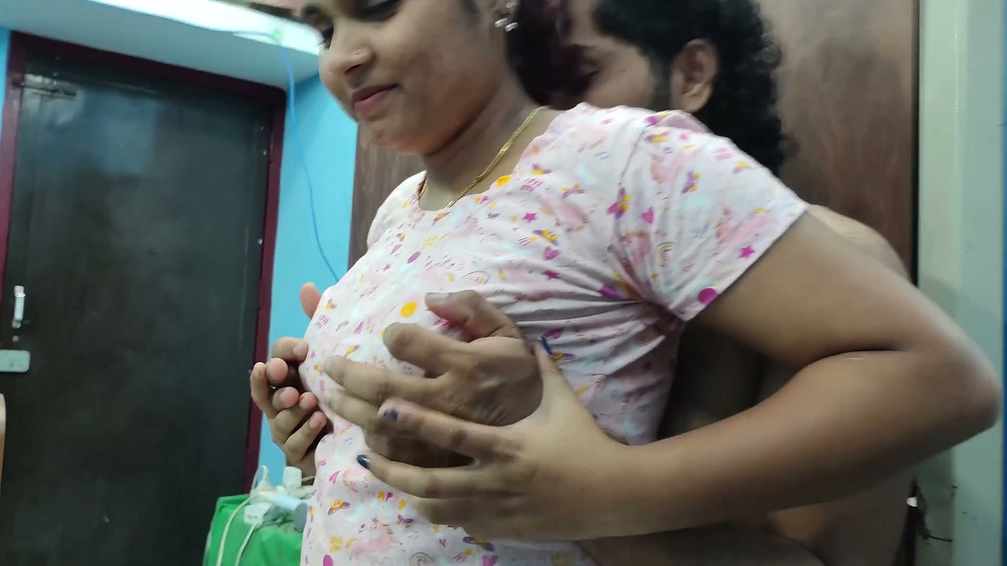 Hot kiss with boobs press