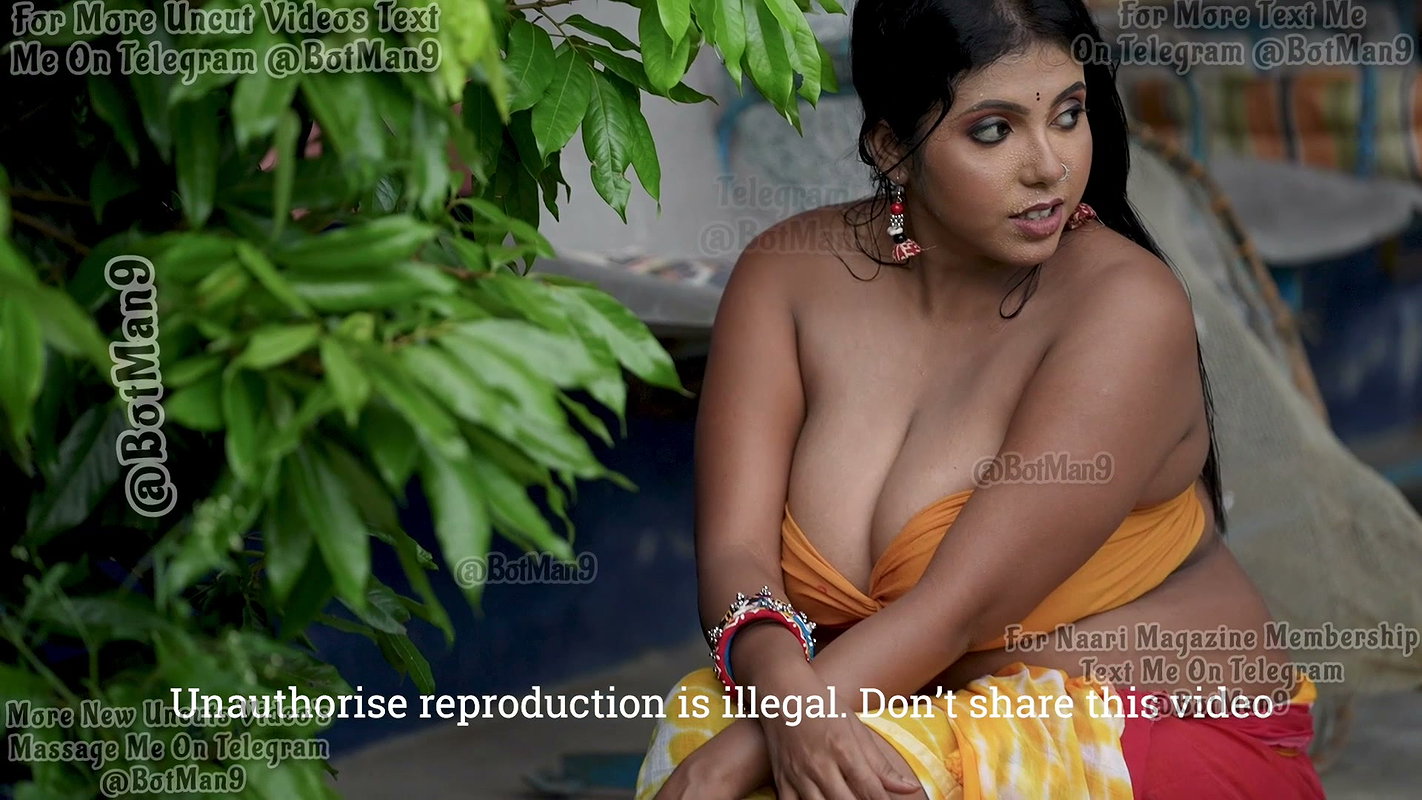 Roohi Open Breast Boobshow Uncut