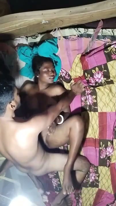 Village bhabhi midnight very hard fucking by hubby