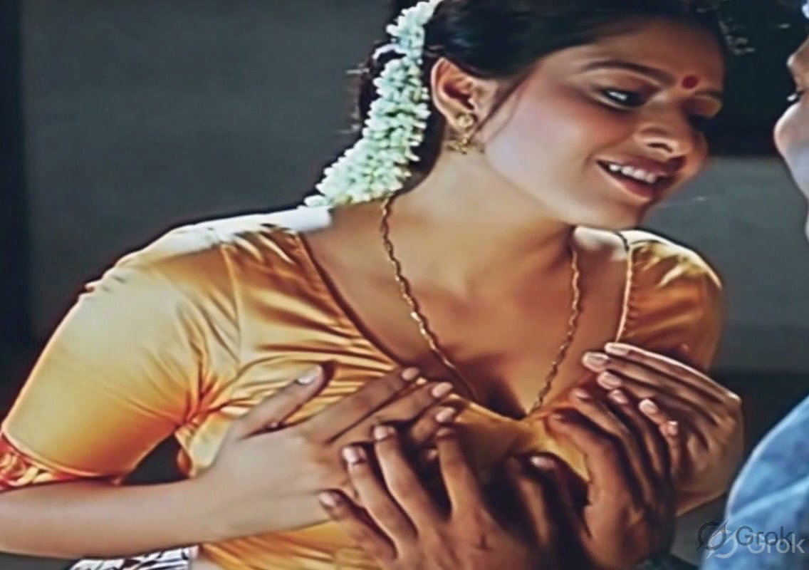 [6 CLIPS in same thread] Nagma guding boyfriend’s hands to her boobs VERY HOT (2)2