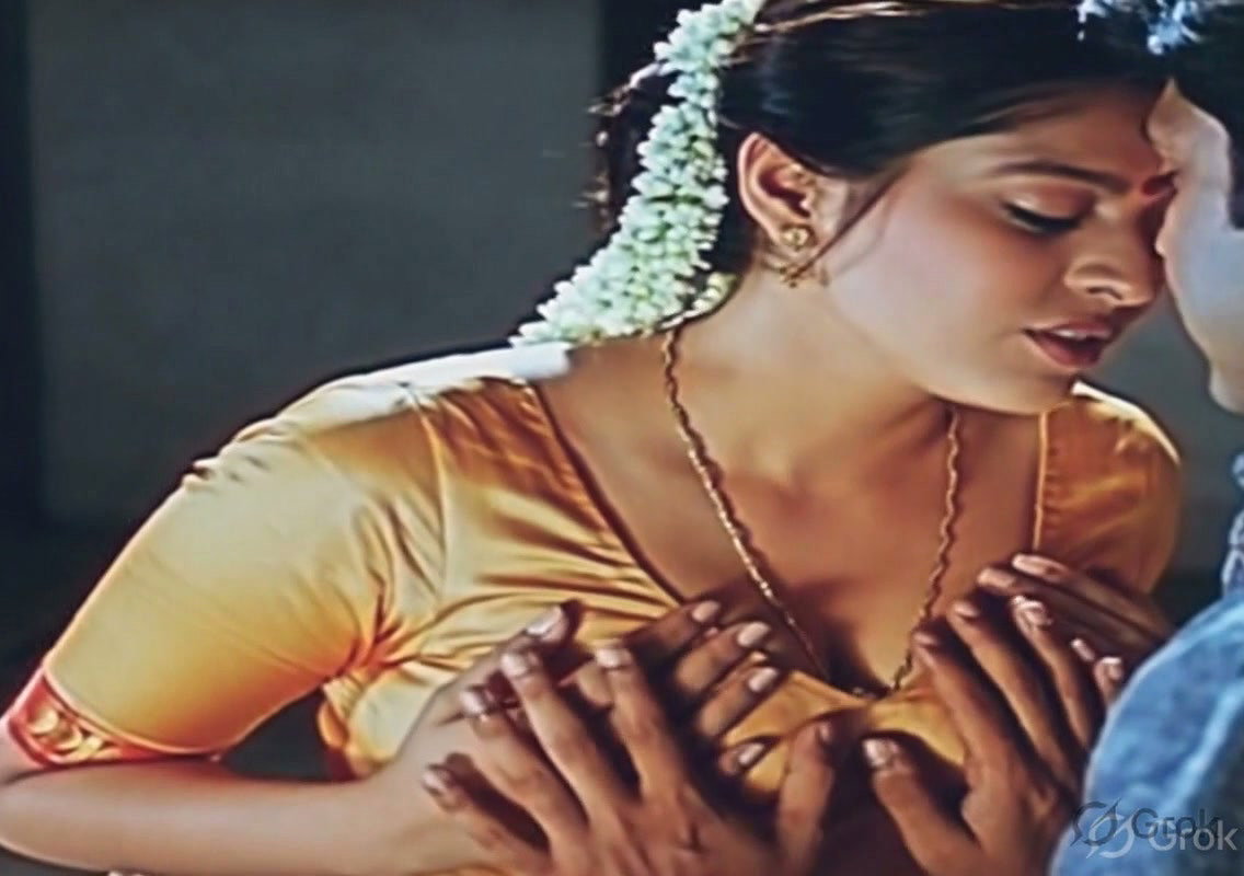 [6 CLIPS in same thread] Nagma guding boyfriend’s hands to her boobs VERY HOT (2)5