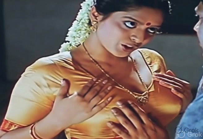 [6 CLIPS in same thread] Nagma guding boyfriend’s hands to her boobs VERY HOT (2)6