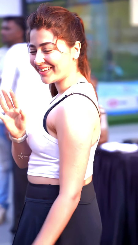 ADITI SEXY BABE IN MINI SKIRT FLAUNTING YUMMM (2)2