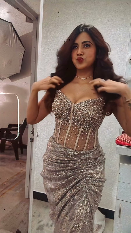 ANJU KURIAN STUNNING SEXY CURVES TOO EROTIC SHOOT HQ VIDEOS (2)2