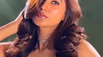 ANJU KURIAN STUNNING SEXY CURVES TOO EROTIC SHOOT HQ VIDEOS (2)6