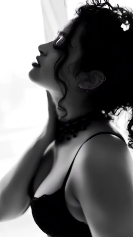 APSARA RANI BOLD AND LUSTY SEDUCTIVE SHOOT HD VIDEO (2)2