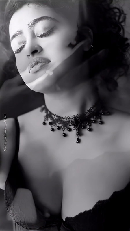 APSARA RANI BOLD AND LUSTY SEDUCTIVE SHOOT HD VIDEO (2)2