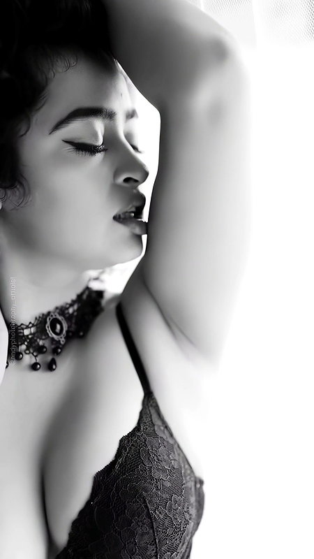 APSARA RANI BOLD AND LUSTY SEDUCTIVE SHOOT HD VIDEO (2)2