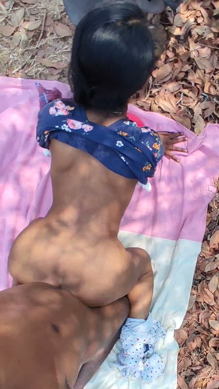 Beautiful Dusky Babe Getting Backshots In Jungle (2)2