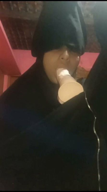Beautiful Horny Bengali Wife Masturbating With Dildo updates (2)14