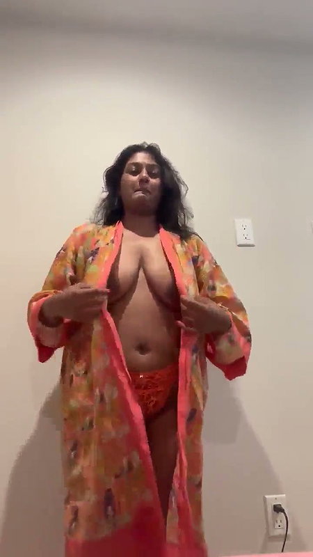 Bigboob Tanker Tamil Girl update (2)2