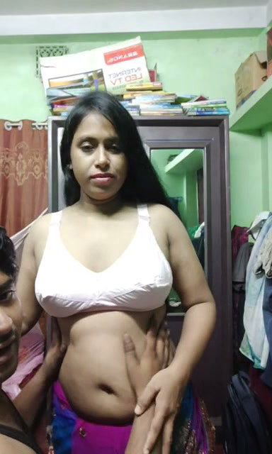 Chubby Indian Horny Gf Showing updates (2)9