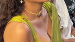 Cute girl in saree hot boobs show in blouse (2)2