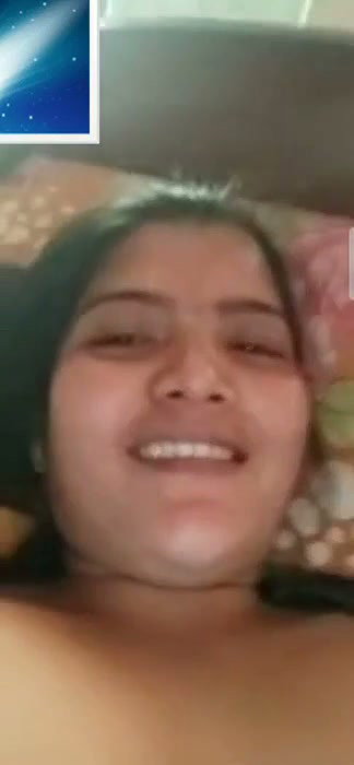 Desi Cute Bhabhi 1to1 cam show boobs (2)2