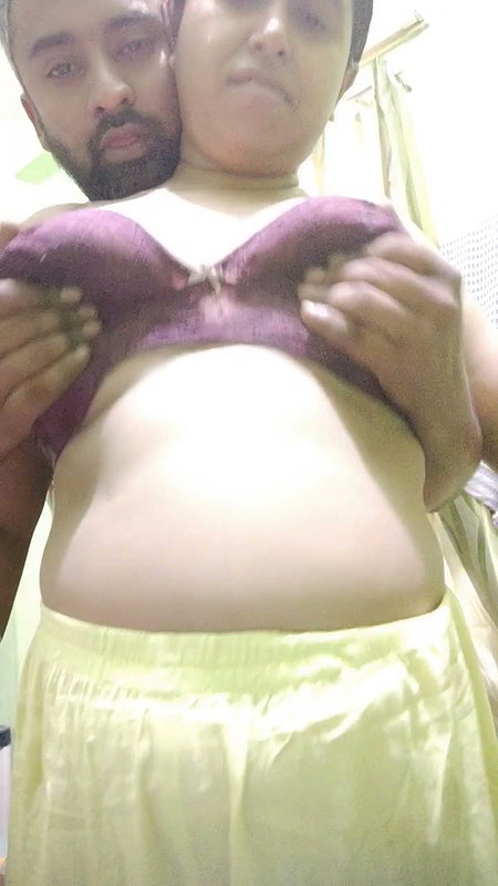 Desi Guy Enjoying With A Milf Sucking Boobs,BJ, Fucking (2)5