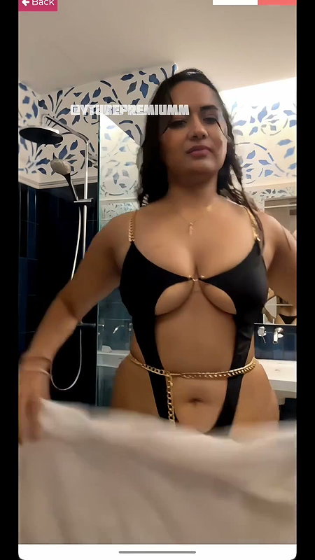 Divya Mistry Latest Hot Live (2)2